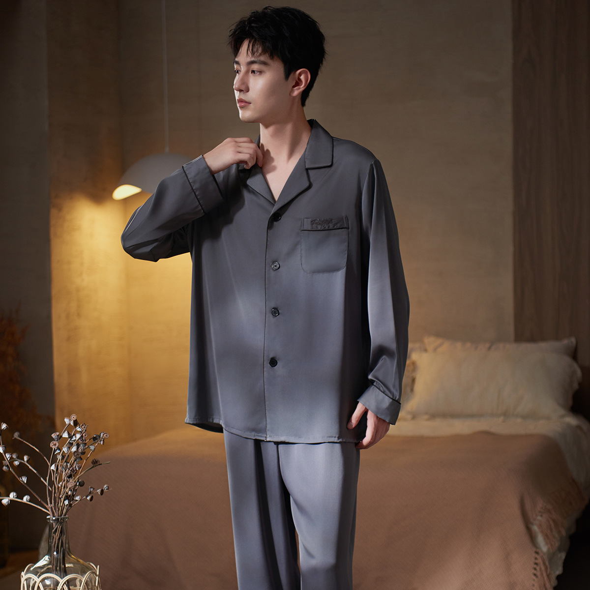 Smart Home Simulation - Herren-Langarmshirt aus Eisseide für Frühling und